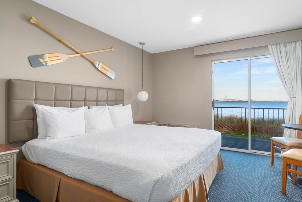 Clearwater Lakeshore Motel แมคคินอซิตี้ ภายนอก รูปภาพ