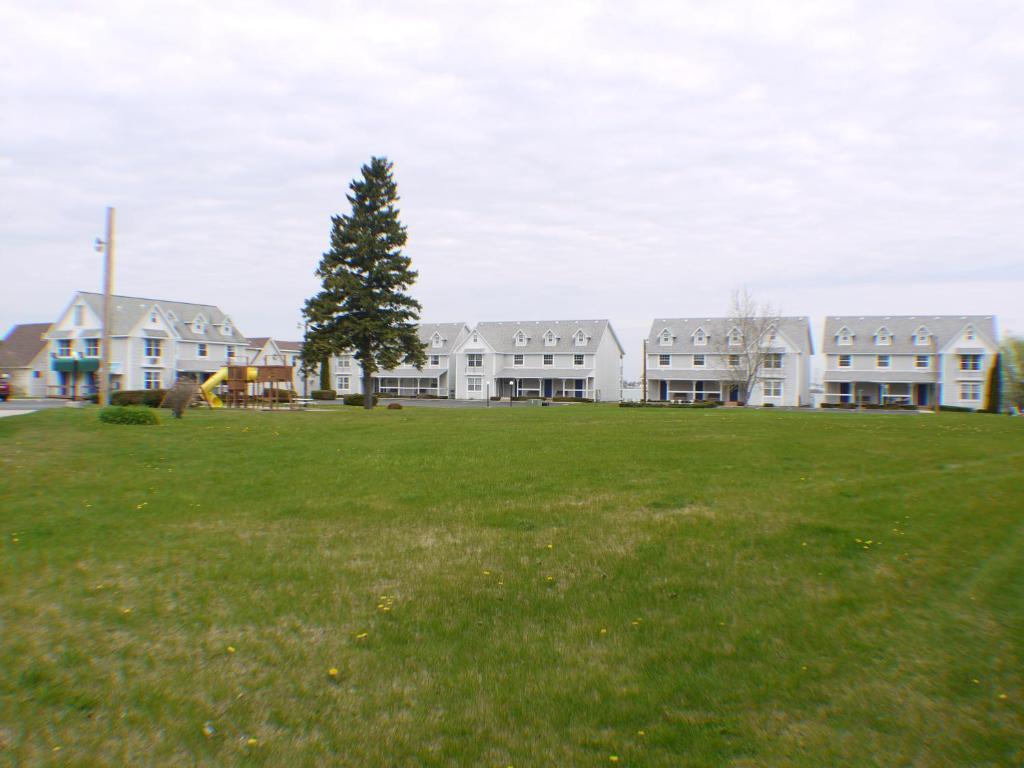 Clearwater Lakeshore Motel แมคคินอซิตี้ ภายนอก รูปภาพ